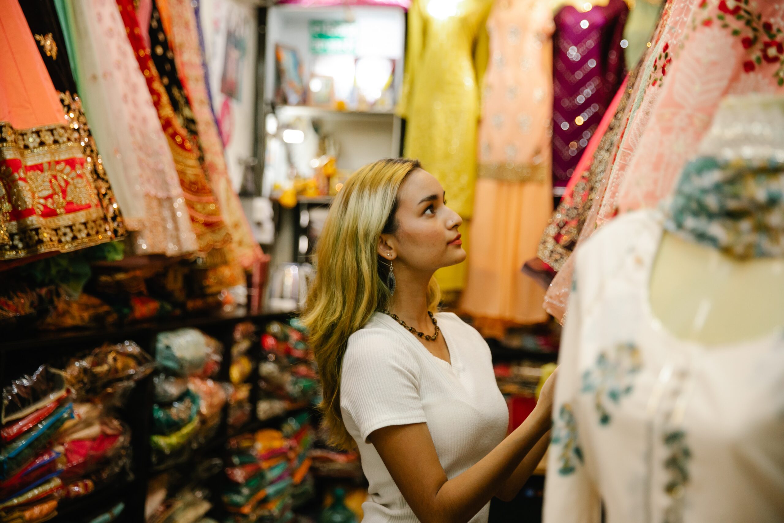 Woman Shopping | Healthier Me Today