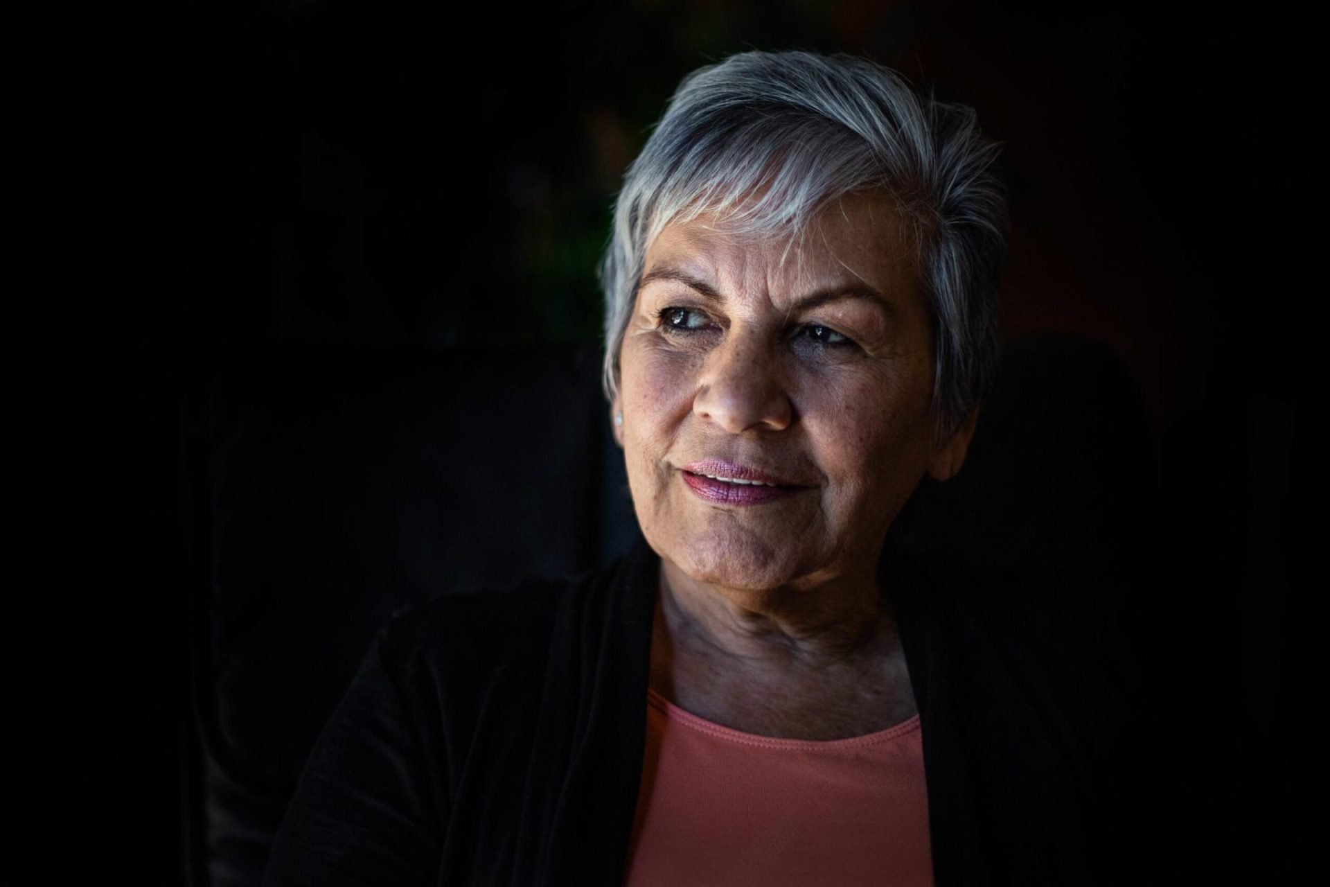 Does Medicare Cover Eye Exams - elder woman | Healthier Me Today