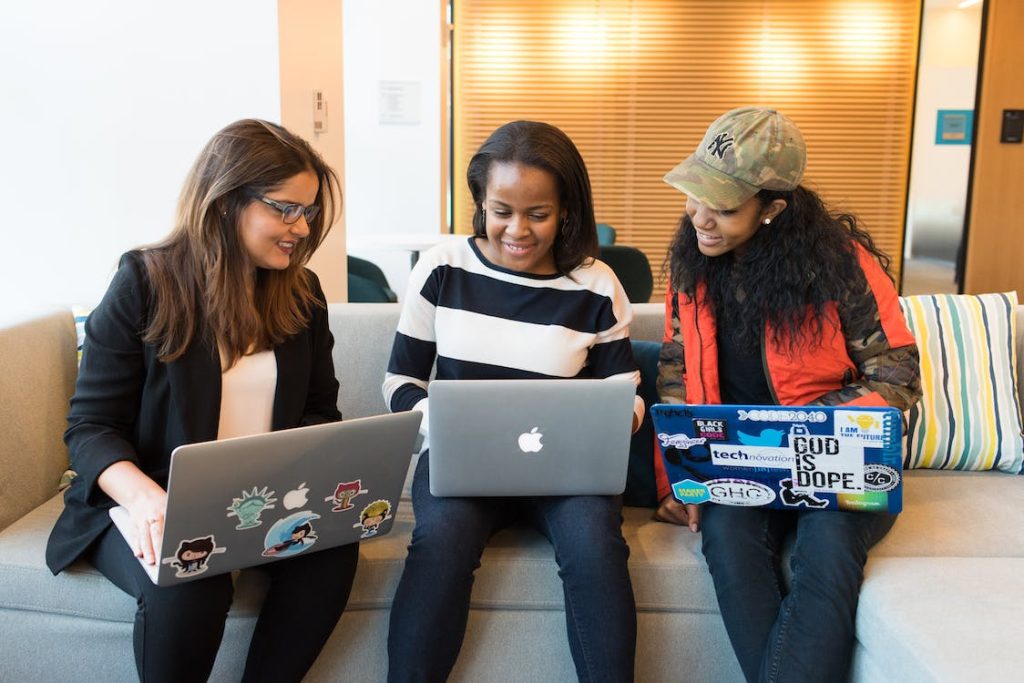 Three Woman in Front of Laptop Computer // Healthier Me Today