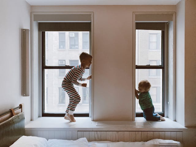 legal age to stay home alone by state