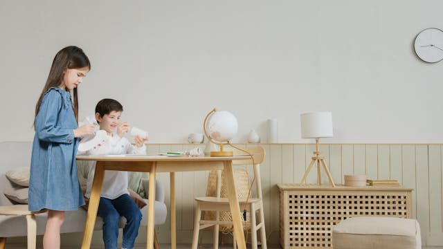 what age can a child stay home alone by state
